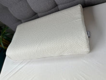 Load image into Gallery viewer, Natural latex cervical pillow