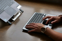 Load image into Gallery viewer, Alpha mouse with integrated keyboard