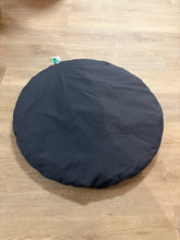 Load image into Gallery viewer, Zabuton meditation and yoga mat