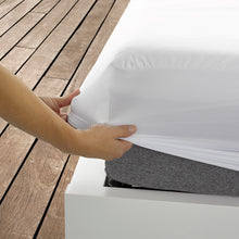Charger l'image dans la galerie, Protège matelas au bambou - anti-acariens et imperméable
